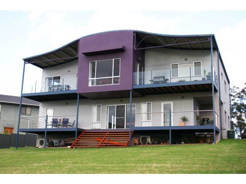 17 Albacore Crescent, Eden NSW 2551