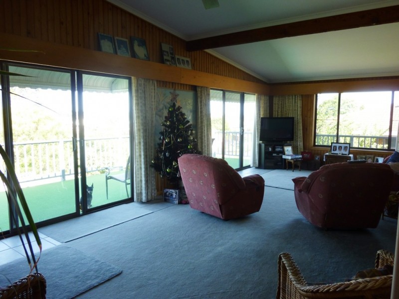 7 Illawong Heights, Merimbula NSW 2548