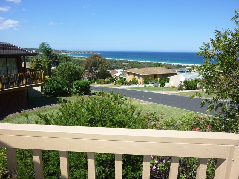 7 Bailey Place, Tura Beach NSW 2548