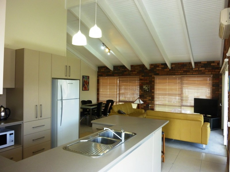 1/5 Calendo Court, Merimbula NSW 2548