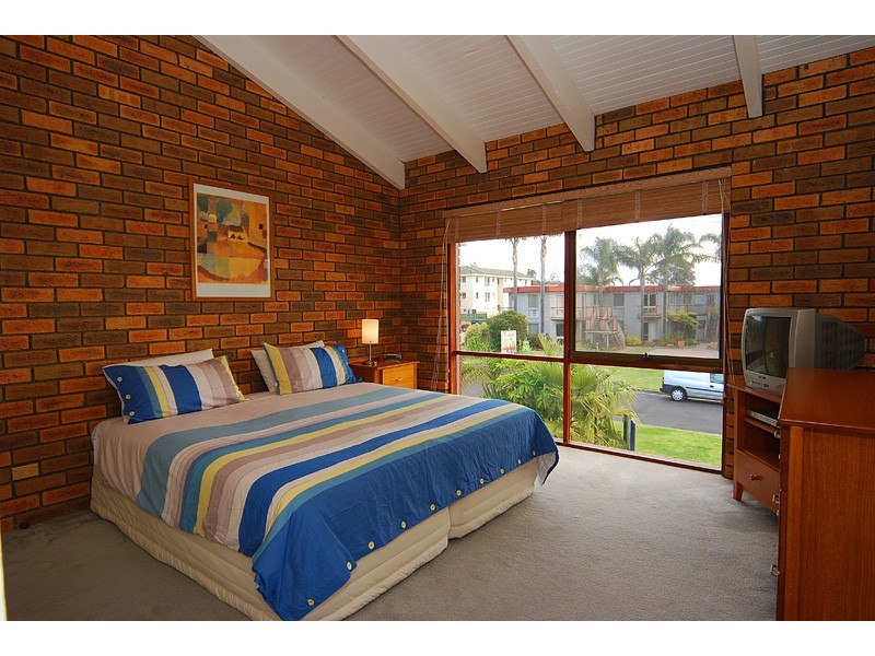 1/5 Calendo Court, Merimbula NSW 2548