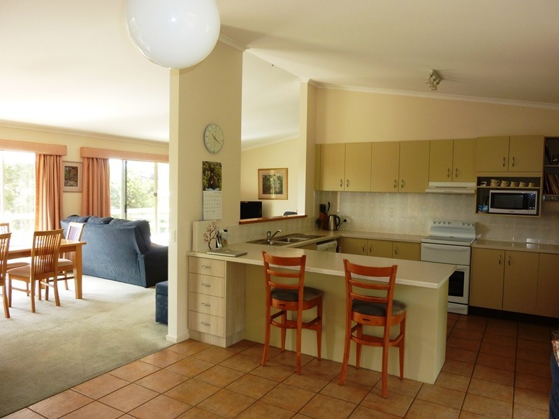 24 Golf Circuit, Tura Beach NSW 2548
