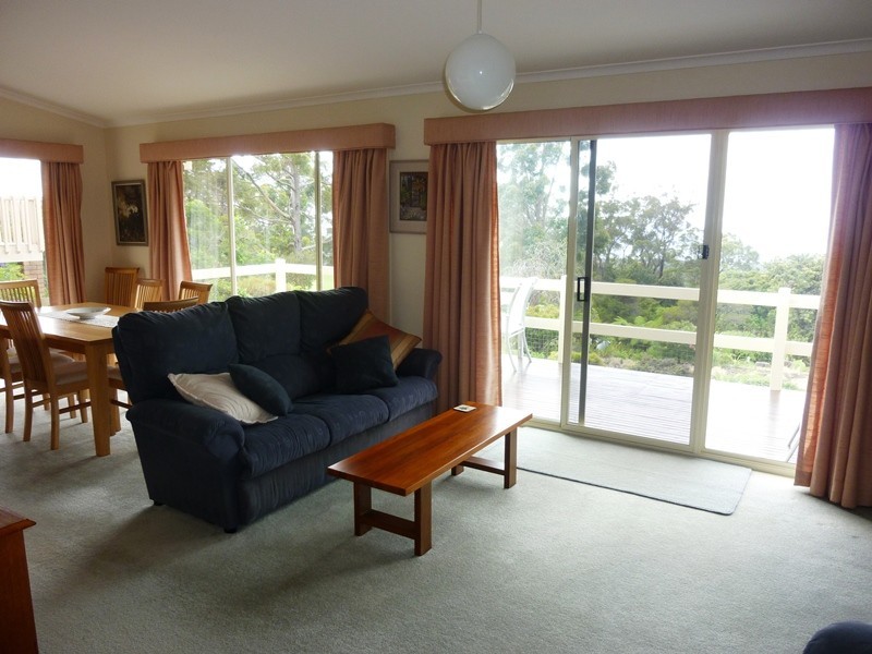 24 Golf Circuit, Tura Beach NSW 2548