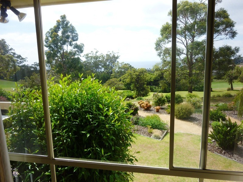 24 Golf Circuit, Tura Beach NSW 2548