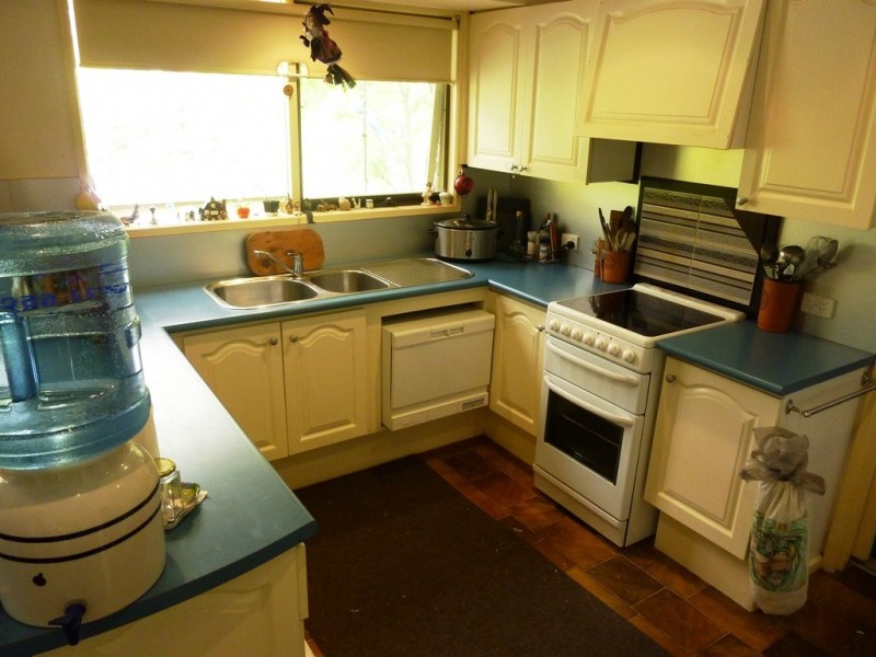 8 Nolan Drive, Tura Beach NSW 2548