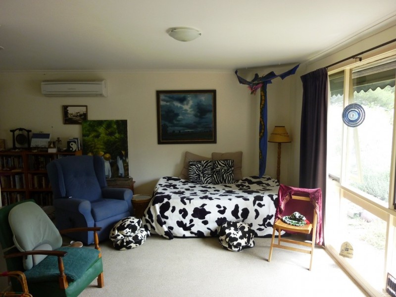 8 Nolan Drive, Tura Beach NSW 2548