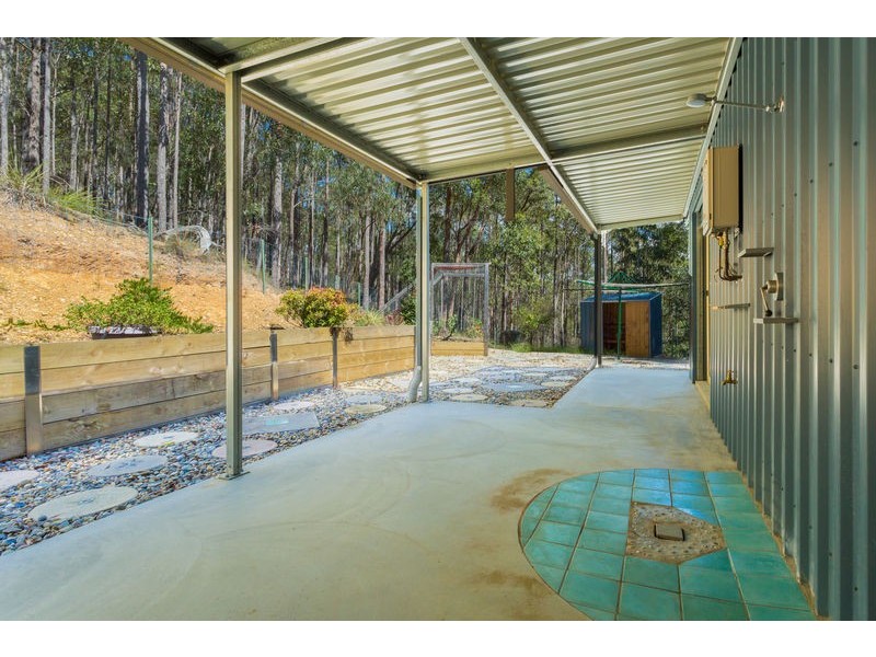 10 Ferntree Lane, Tura Beach NSW 2548