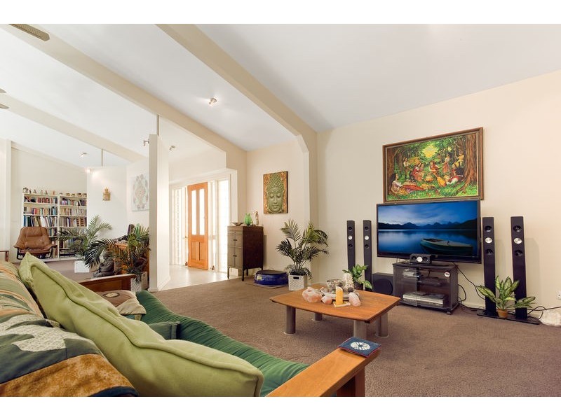 10 Ferntree Lane, Tura Beach NSW 2548