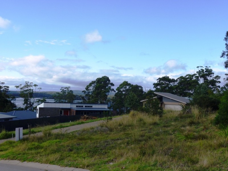 81 Mulloway Circuit, Merimbula NSW 2548