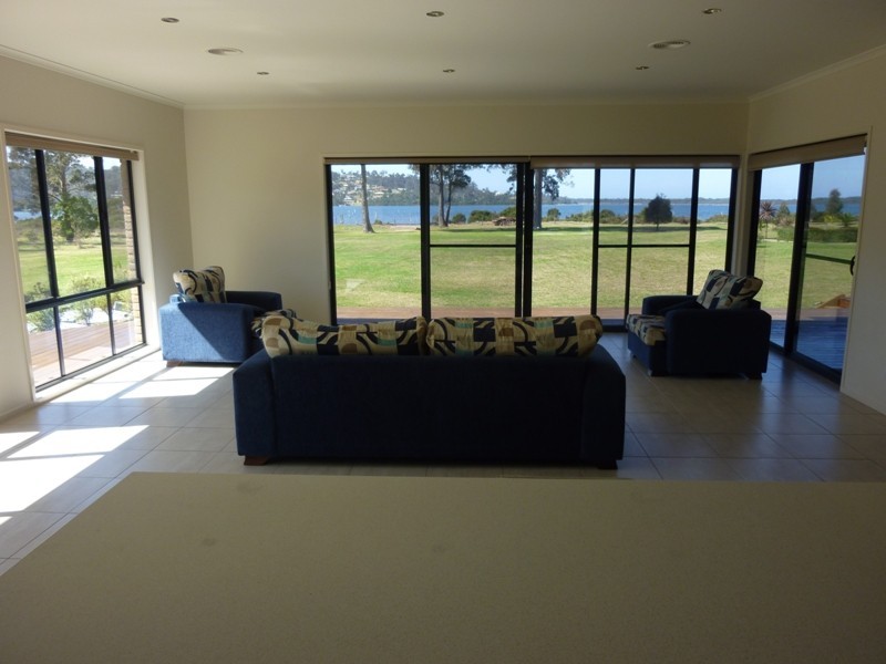 10 Waterside, Merimbula NSW 2548