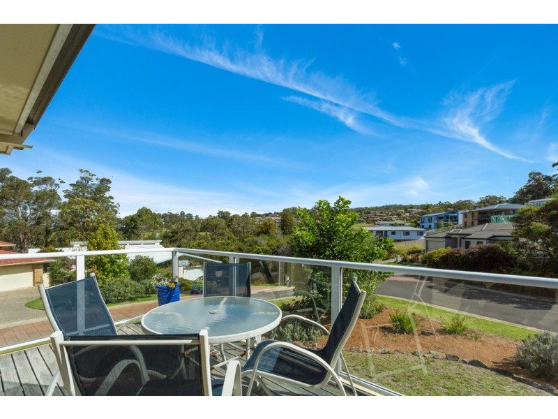1 Mackillop Court, Tura Beach NSW 2548