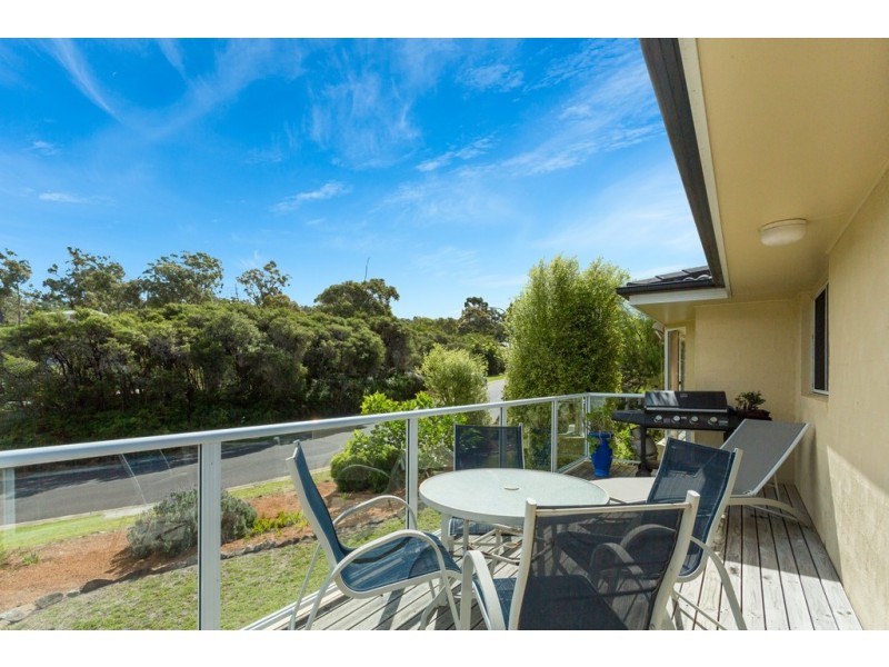 1 Mackillop Court, Tura Beach NSW 2548