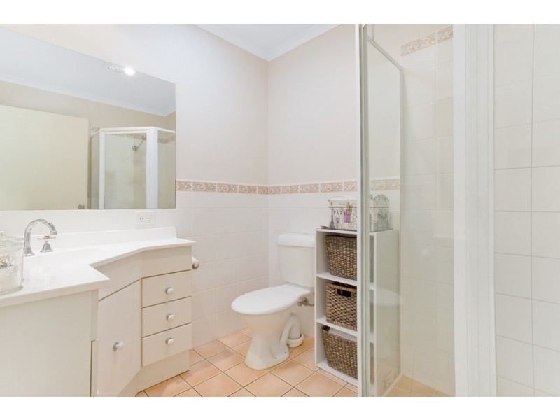 1 Mackillop Court, Tura Beach NSW 2548