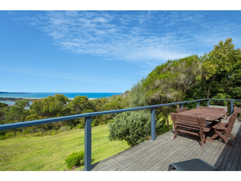 21 Lakeview Avenue, Merimbula NSW 2548