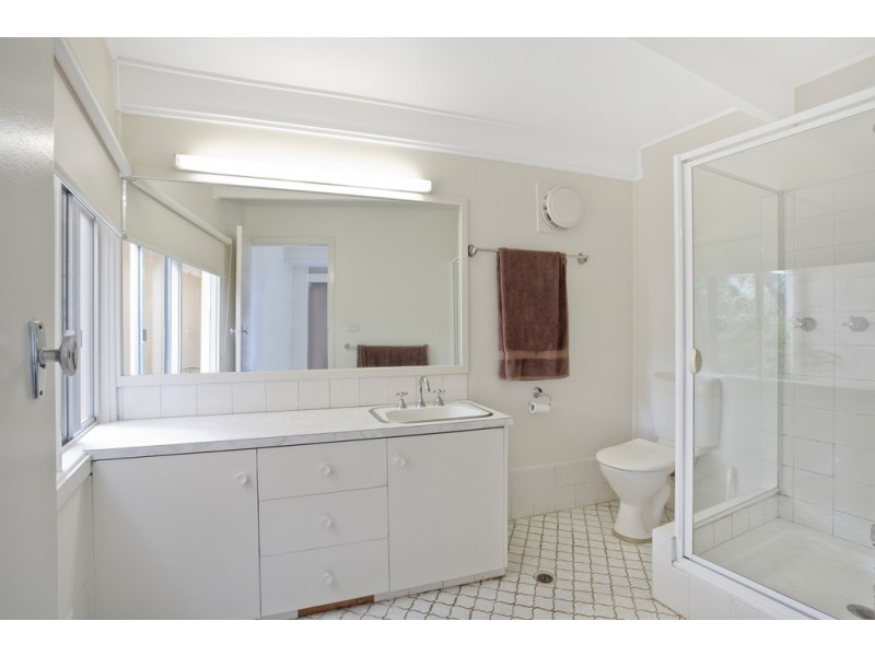 21 Lakeview Avenue, Merimbula NSW 2548