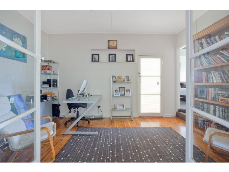 21 Lakeview Avenue, Merimbula NSW 2548