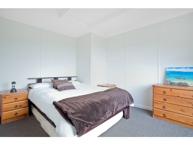 21 Lakeview Avenue, Merimbula NSW 2548