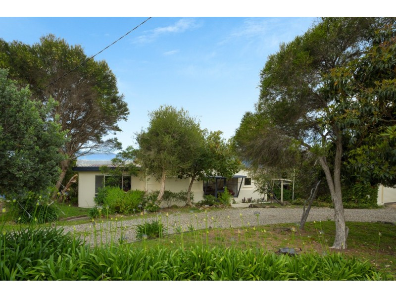 21 Lakeview Avenue, Merimbula NSW 2548