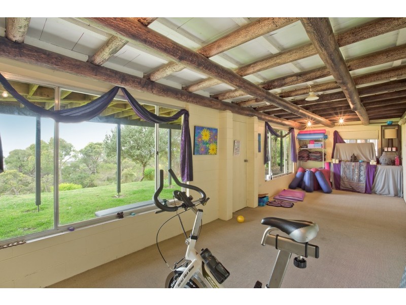 21 Lakeview Avenue, Merimbula NSW 2548