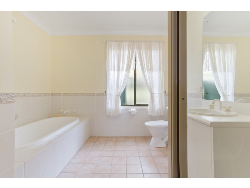 201 Mirador Drive, Merimbula NSW 2548