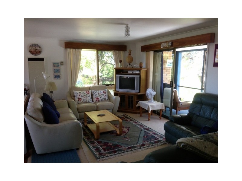 47 Surf Circle, Tura Beach NSW 2548