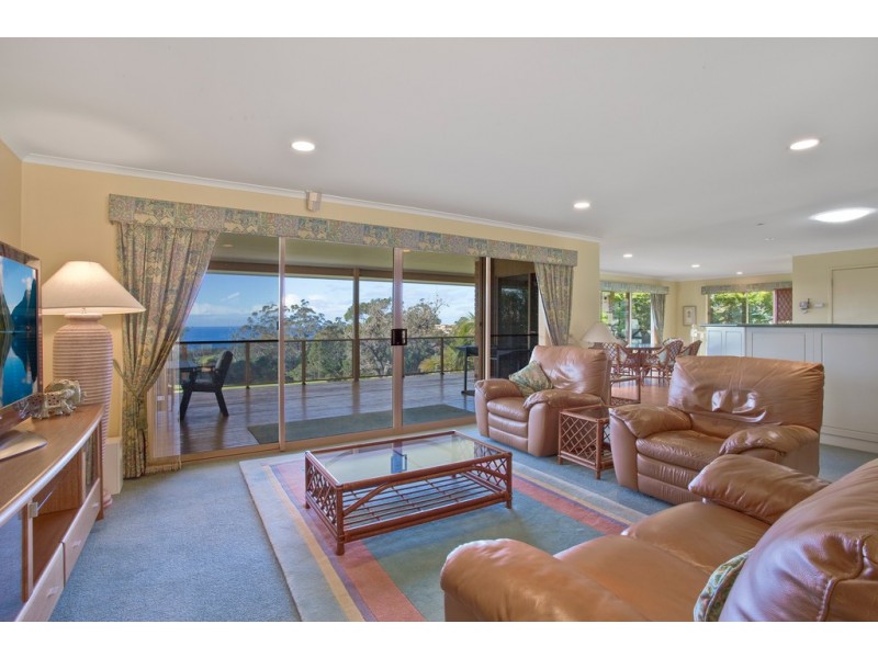 32 Golf Circuit, Tura Beach NSW 2548