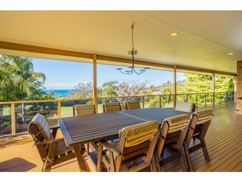 32 Golf Circuit, Tura Beach NSW 2548