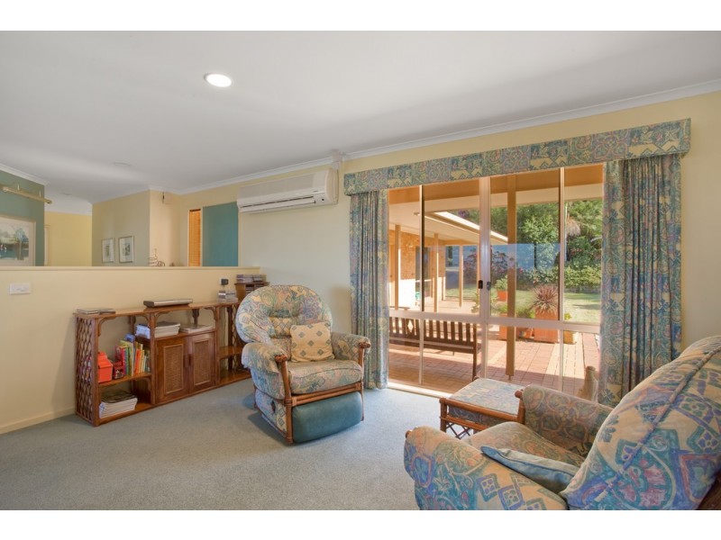 32 Golf Circuit, Tura Beach NSW 2548