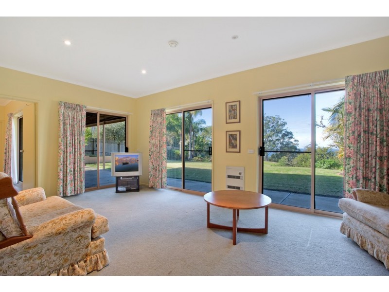 32 Golf Circuit, Tura Beach NSW 2548
