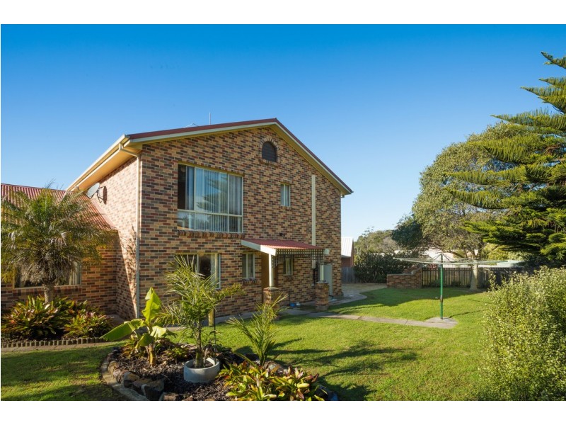 76 Headland Drive, Tura Beach NSW 2548