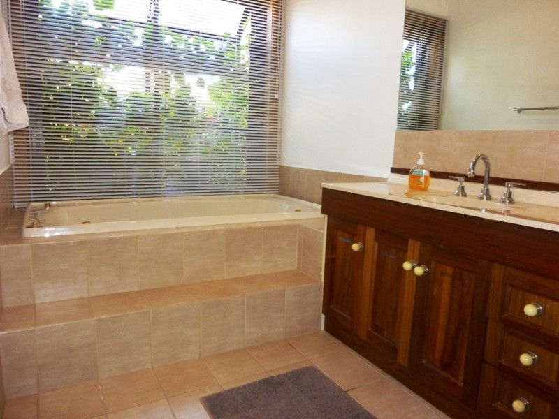 26 Golf Circuit, Tura Beach NSW 2548