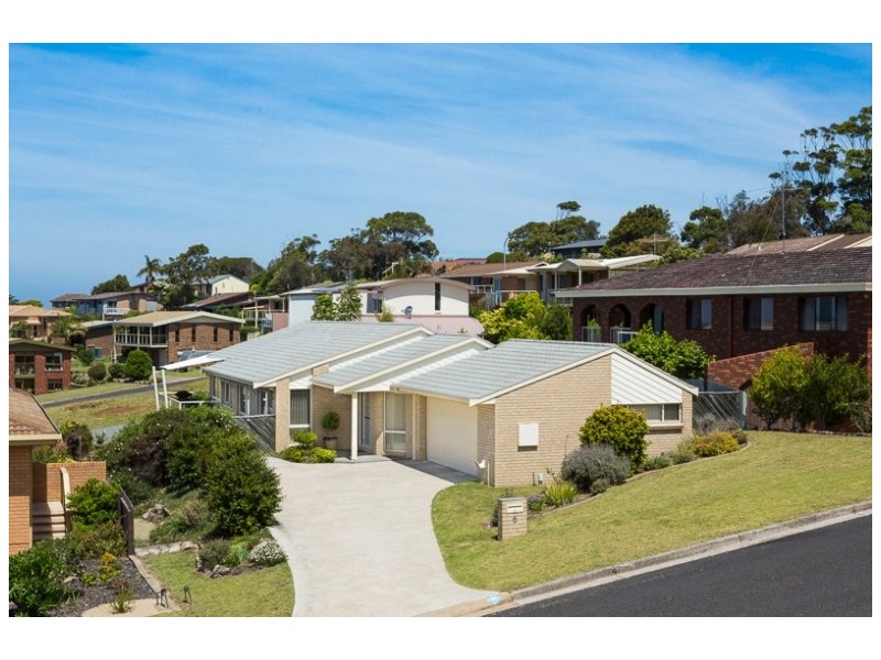 6 Bailey Place, Tura Beach NSW 2548
