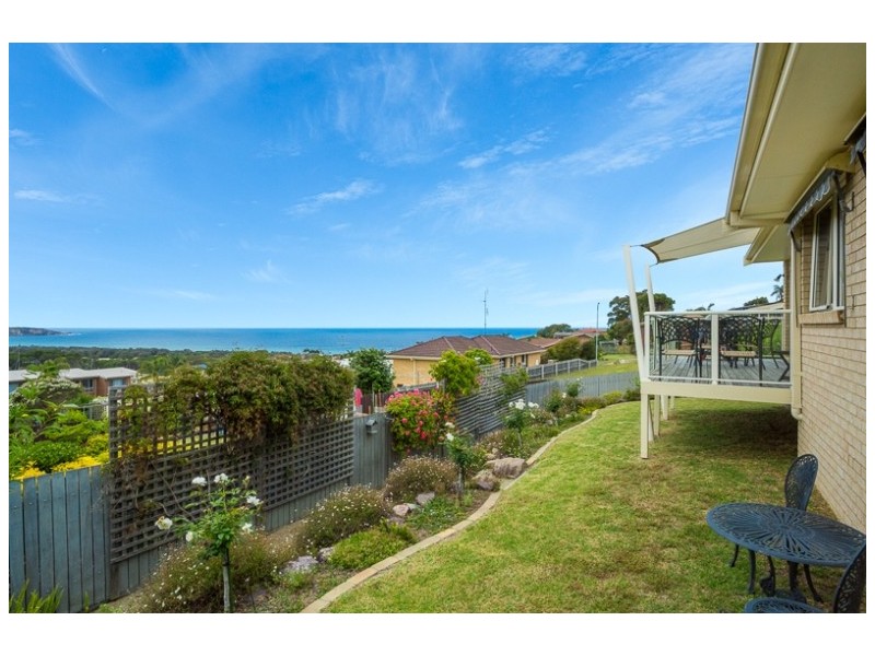 6 Bailey Place, Tura Beach NSW 2548