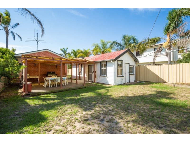10 Chapman Avenue, Merimbula NSW 2548
