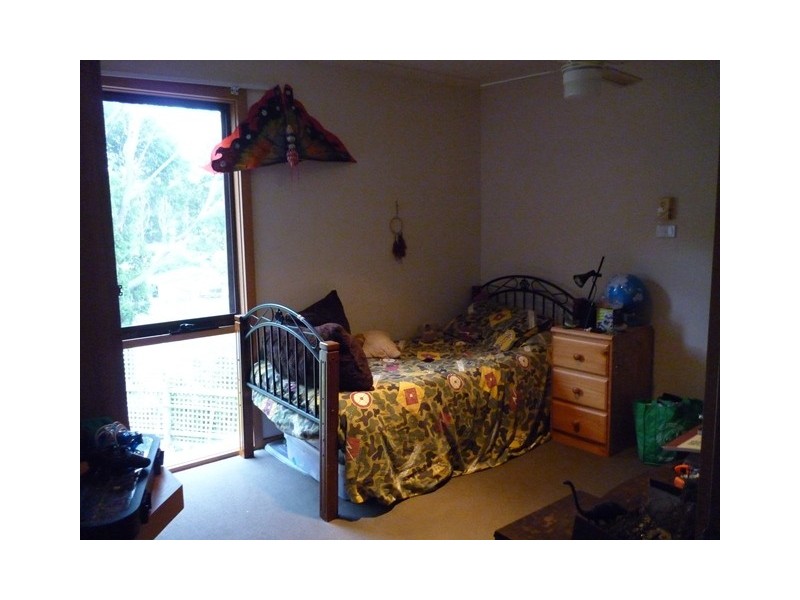 1 Flora Court, Tura Beach NSW 2548