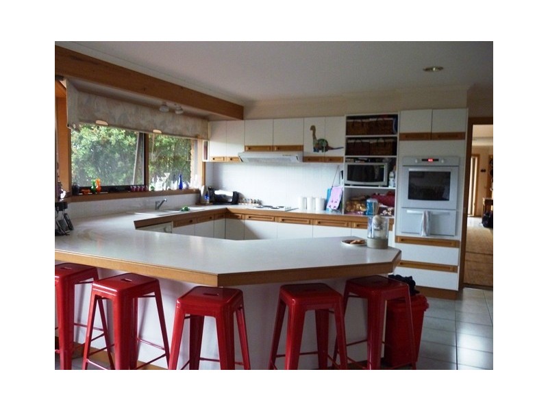 1 Flora Court, Tura Beach NSW 2548