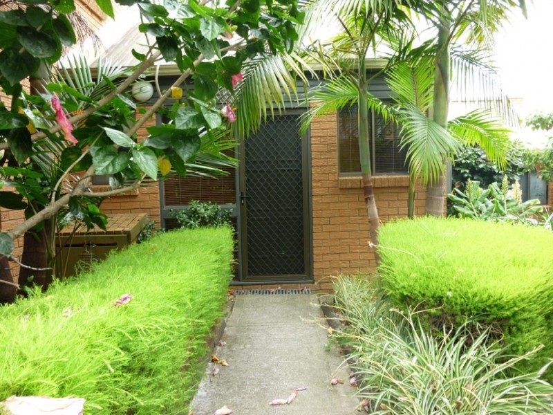 5/4 Wonga, Merimbula NSW 2548