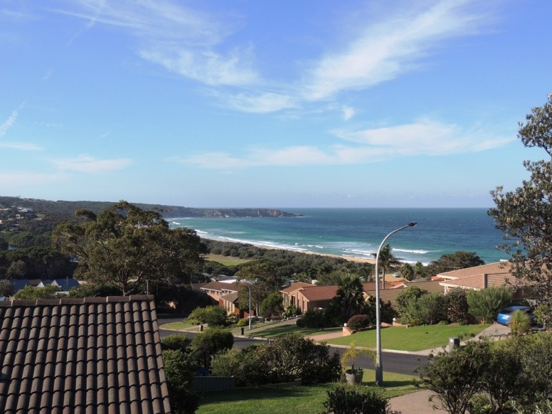 13 Seaview Place, Tura Beach NSW 2548