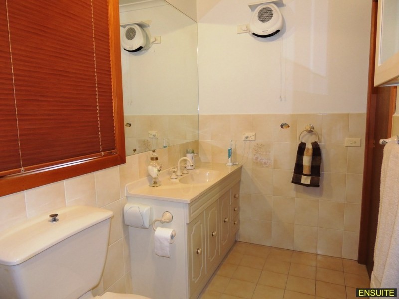 13 Seaview Place, Tura Beach NSW 2548