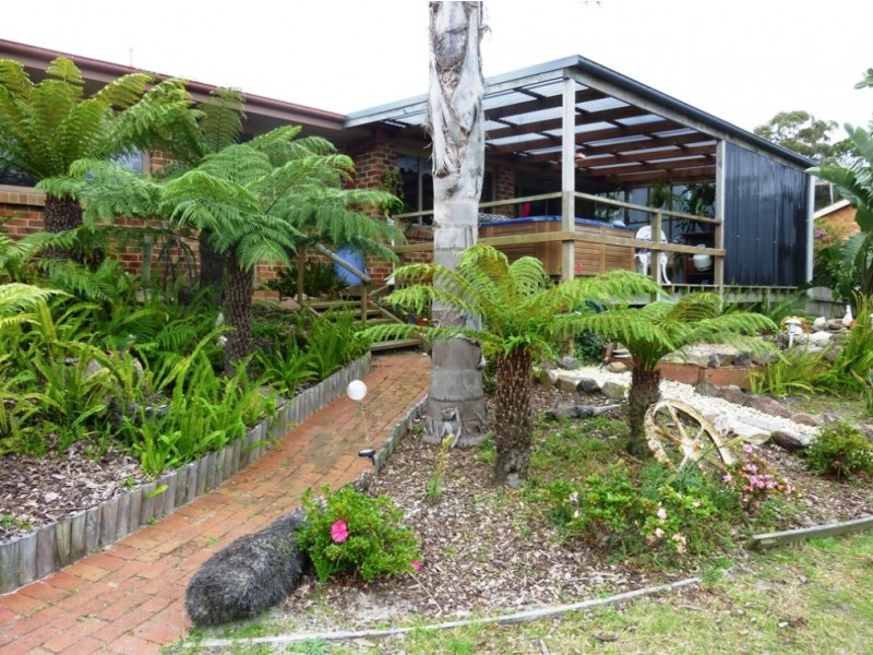 88 Golf Circuit, Tura Beach NSW 2548