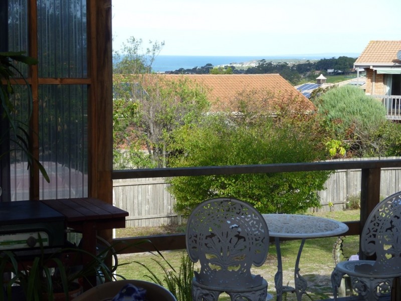 88 Golf Circuit, Tura Beach NSW 2548