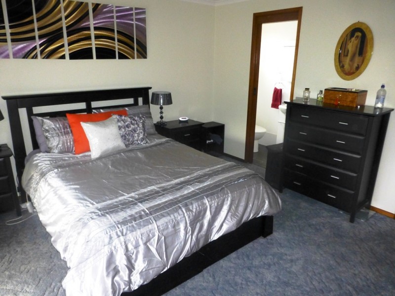 26 Yarrawood Avenue, Merimbula NSW 2548