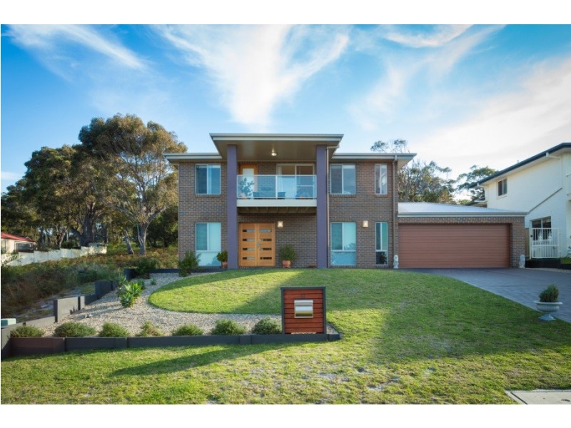 11 Casey Jayne Court, Tura Beach NSW 2548