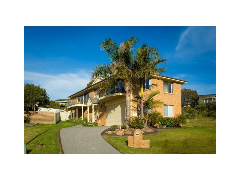 7 Madeline Court, Tura Beach NSW 2548