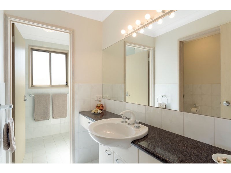 10 Lakeview Avenue, Merimbula NSW 2548