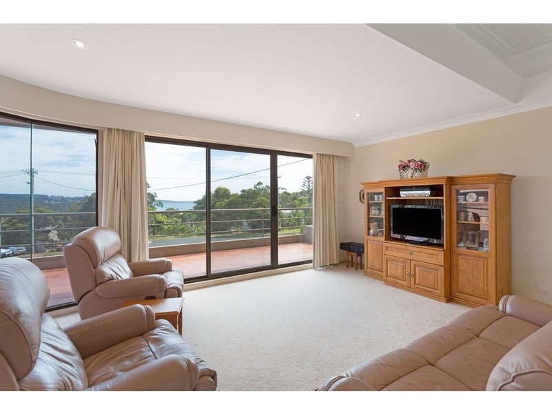 10 Lakeview Avenue, Merimbula NSW 2548
