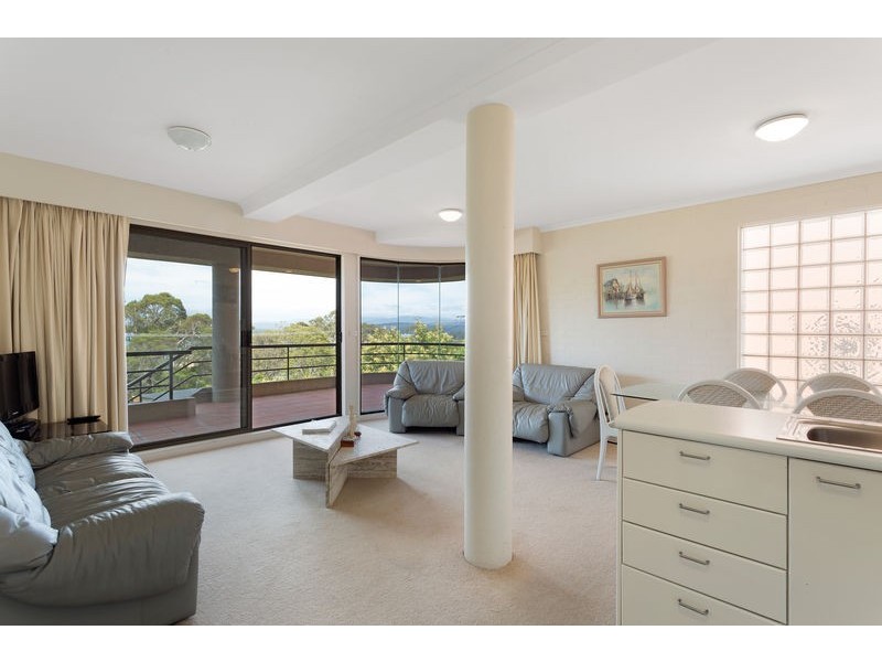 10 Lakeview Avenue, Merimbula NSW 2548