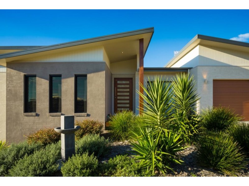 55 Bournda Circuit, Tura Beach NSW 2548