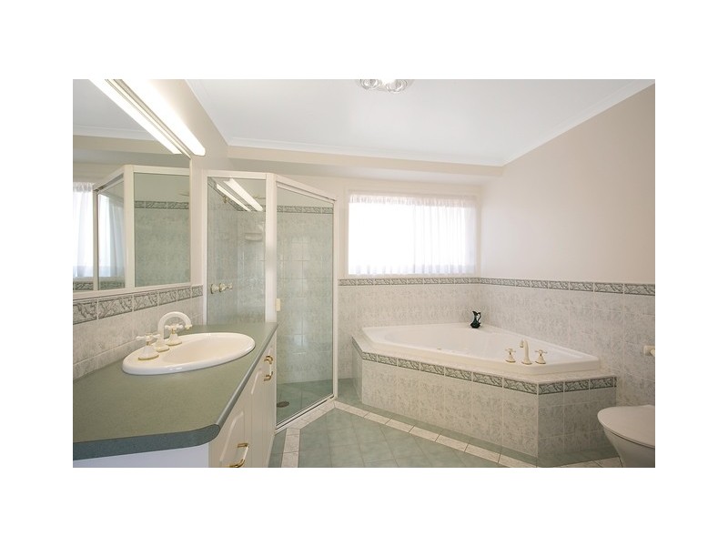 20 The Fairway, Tura Beach NSW 2548