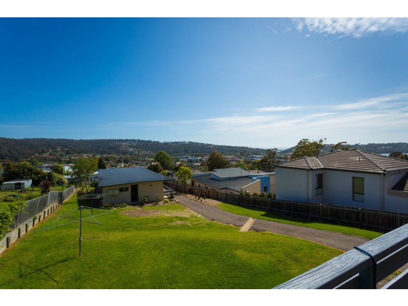 41 Monaro, Merimbula NSW 2548